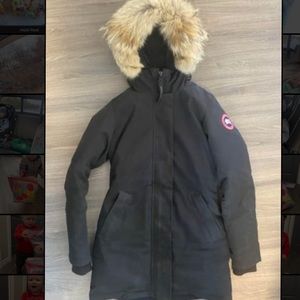 Authentic Ladies Canada Goose Victoria Parka- XS.